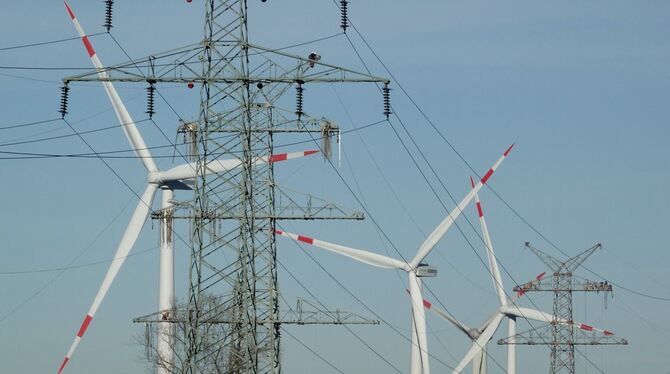 Strommasten Strommasten