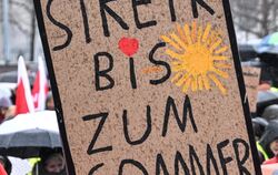 Warnstreik im öffentlichen Dienst in Berlin und Brandenburg