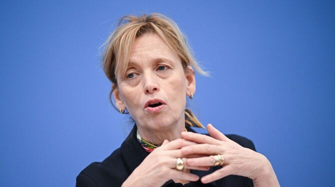 Pressekonferenz Seniorinnen und Senioren in der digitalen Welt