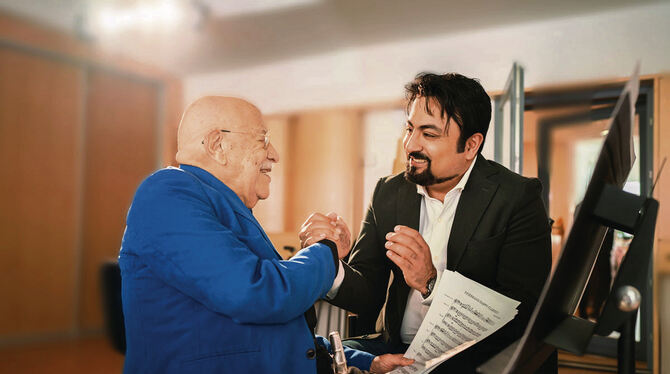 Giora Feidman (links) und der Komponist Majid Montazer haben eine gemeinsame musikalische Sprache gefunden.