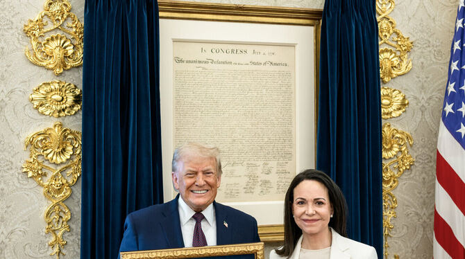 US-Präsident Donald Trump trifft sich mit der venezolanischen Oppositionsführerin Maria Corina Machado im Oval Office des Weiße