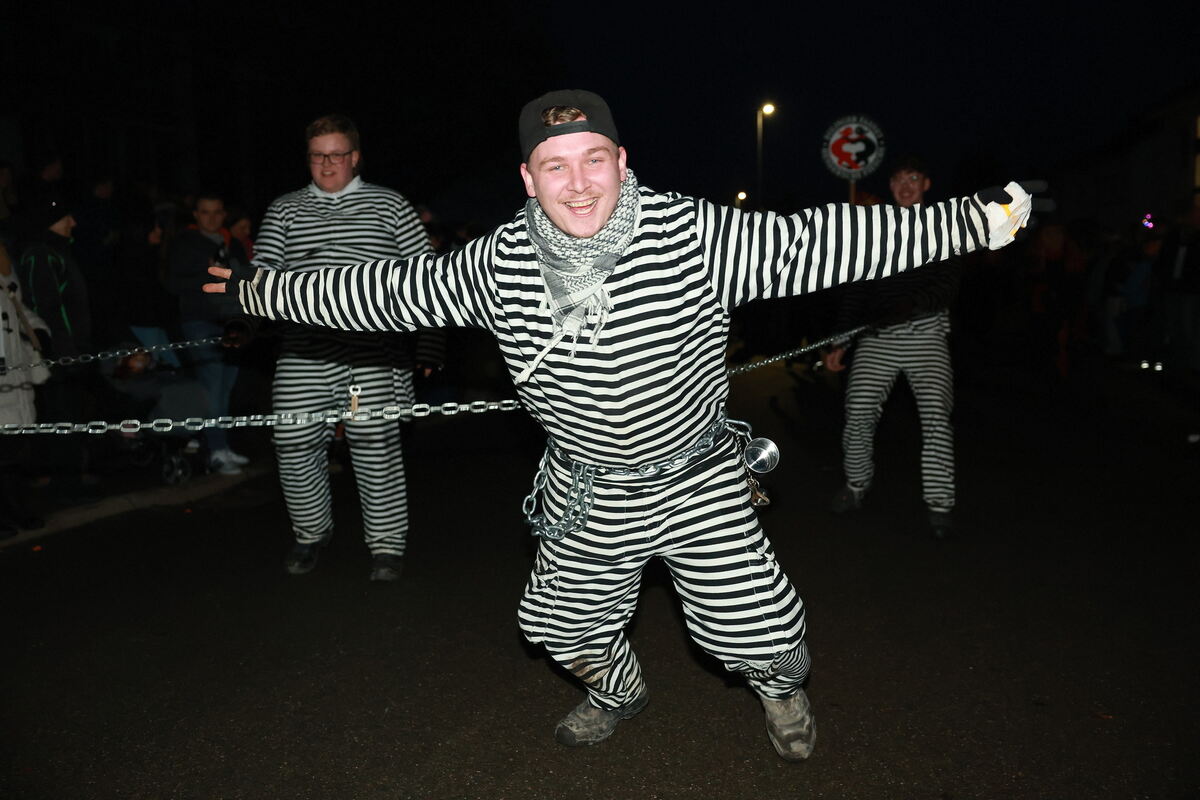 Fasnet-Umzug_Scheiterhau-Hexa_Genkingen_diet_170126__04