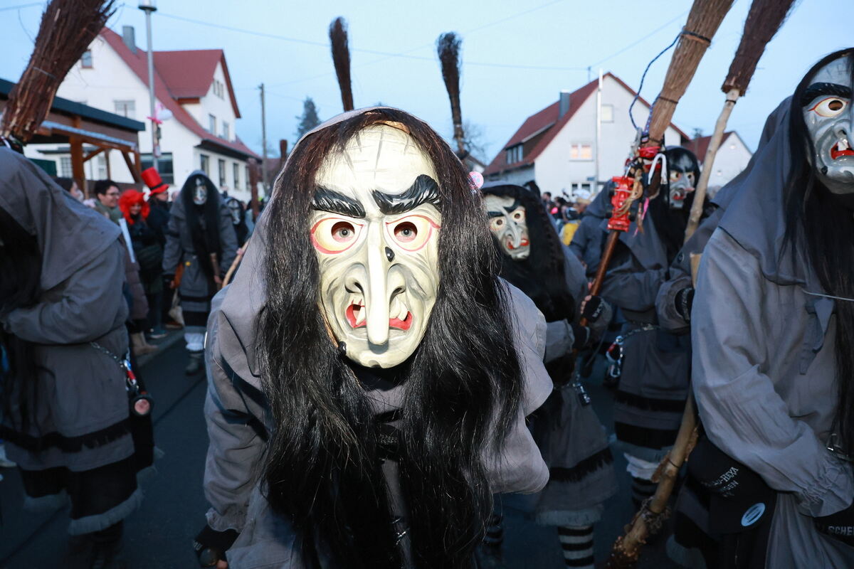 Fasnet-Umzug_Scheiterhau-Hexa_Genkingen_diet_170126__05