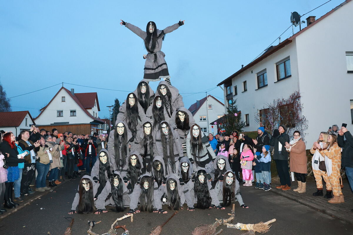 Fasnet-Umzug_Scheiterhau-Hexa_Genkingen_diet_170126__13