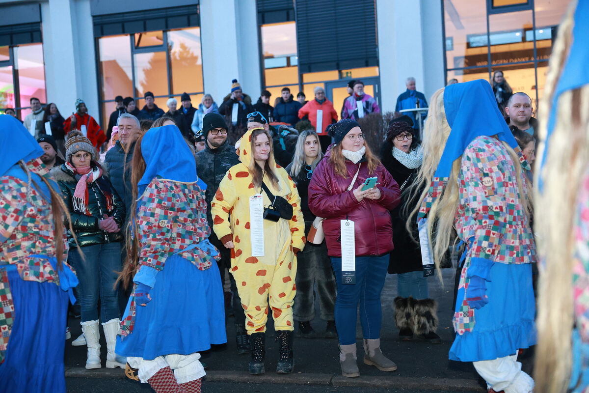 Fasnet-Umzug_Scheiterhau-Hexa_Genkingen_diet_170126__15