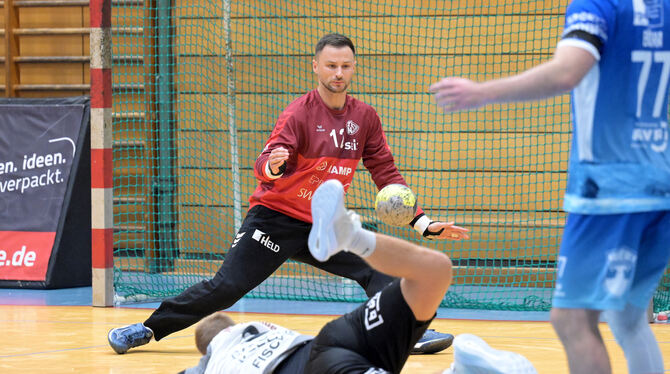 Auf der Hut: TVN-Torwart Marc Vogel. FOTO: BAUR