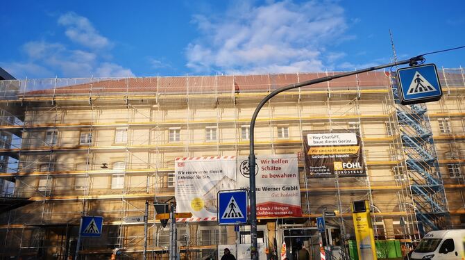 Bahnhof Reutlingen Sanierung Der Reutlinger Bahnhof ist aktuell eine Baustelle. Die Bauarbeiten liegen im Plan. Es bleibt aber die Frage, ob nach der Sanieru