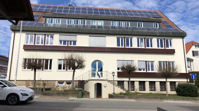 Rathaus; Kusterdingen; Kreis Tübingen Das Kusterdinger Rathaus: Einstimmig votierte der Gemeinderat für den Haushalt 2026.