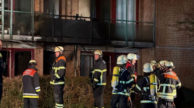 Ein Toter bei Brand in Hamburger Pflegeheim