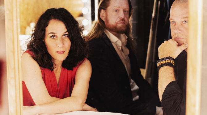 Das Lisa Bassenge Trio ist am Donnerstag auf Einladung des Jazzclubs in der Mitte zu Gast im franz.K.