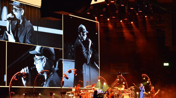 Xavier Naidoo bezauberte das Publikum in der Stuttgarter Hanns-Martin-Schleyer-Halle.