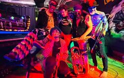 Wild und bunt wird's beim Auftritt der Washingtoner Band Cockaphonix am 5. Februar.