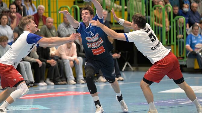 Pfullingens Linkshänder Fynn Hofele (Mitte) steht nach seiner Handverletzung kurz vor dem Comeback.