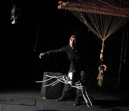 Janne Wagler im Stück »Arachne. Wahr sagen« beim Monospektakel des Theaters Die Tonne.