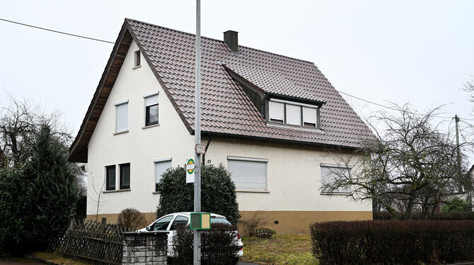 Weil es seit fünf Jahren leer steht, ist dieses Haus Gegenstand des Rommelsbacher Dorfgesprächs.