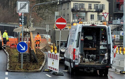 Die B 27 von Tübingen in Richtung Steinlachtal ist auf Höhe des Sudhauses bis kommenden 6. Februar gesperrt.  FOTO: THOMYS