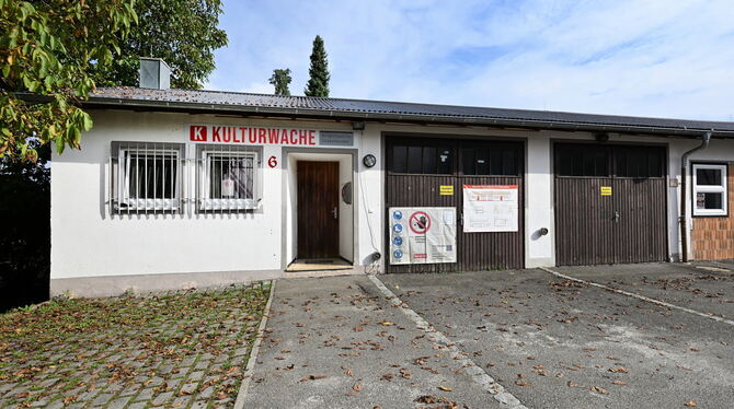 Sickenhausen Kulturwache Altes Feuerwehrhaus Liegt noch im Dornröschenschlaf, aber erwacht langsam: Die Kulturwache in Sickenhausen.