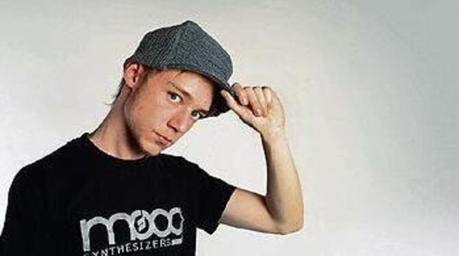 Comfort Fit präsentiert online hörspielartige Arrangements.
FOTO: PR Comfort Fit präsentiert online hörspielartige Arrangements.
FOTO: PR