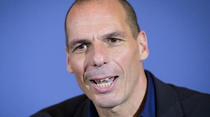 Varoufakis begrüßt die Kontrolleure in Athen auf seine Weise. Foto: Michael Kappeler/Archiv Varoufakis begrüßt die Kontrolleure in Athen auf seine Weise. Foto: Michael Kappeler/Archiv