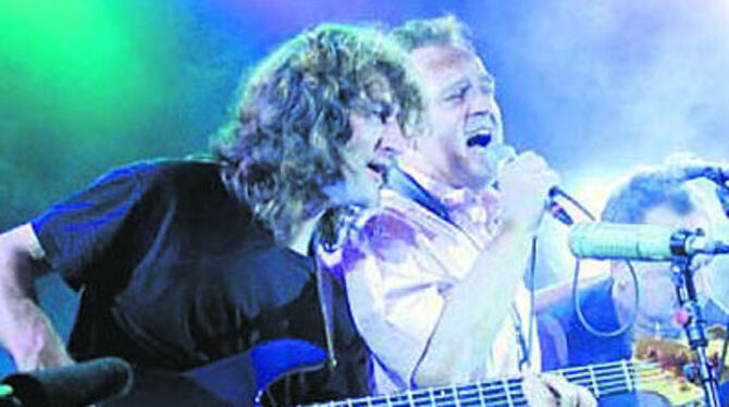 »Streiten, singen, spielen und dabei immer locker bleiben«: Grachmusikoff, die »vielleicht älteste Boygroup der Welt«, in Aktion. 
FOTO: PR