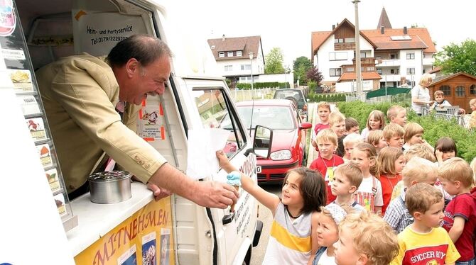 24 Jahre lang saß er auf dem Chefsessel in Trochtelfingen. Aber nicht nur. In seiner Zeit als Bürgermeister war Friedrich Bising 24 Jahre lang saß er auf dem Chefsessel in Trochtelfingen. Aber nicht nur. In seiner Zeit als Bürgermeister war Friedrich Bising