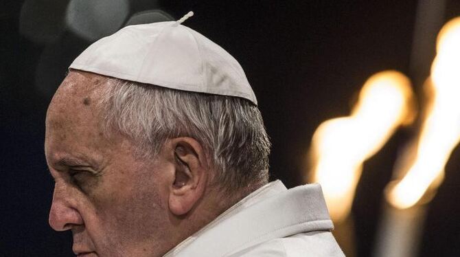 Papst Franziskus verkündet die Osterbotschaft und erteilt den Segen »Urbi et Orbi«. Foto: Angelo Carconi