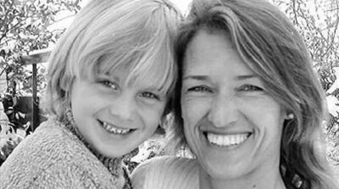 Im Tandem reisen und schreiben von einem Land, das aussieht wie ein Wurm: Rafael Luis und Dagmar Riefler.
GEA-FOTO: PP Im Tandem reisen und schreiben von einem Land, das aussieht wie ein Wurm: Rafael Luis und Dagmar Riefler.
GEA-FOTO: PP