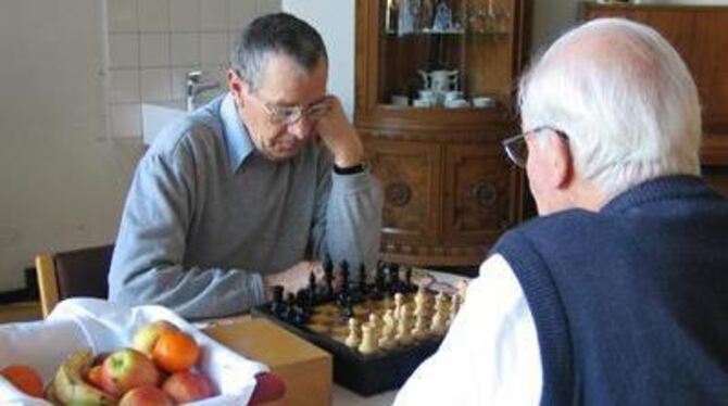 Alltag in der Wohngruppe für Demenz-Kranke im Haus Ringelbach. FOTO: STRÖHLE Alltag in der Wohngruppe für Demenz-Kranke im Haus Ringelbach. FOTO: STRÖHLE