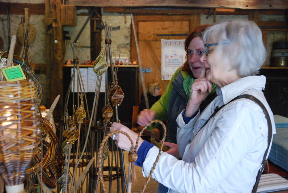 Pflanzentauschtag und offener Frühlingsgarten in Mössingen. Fotos: Angela Steidle