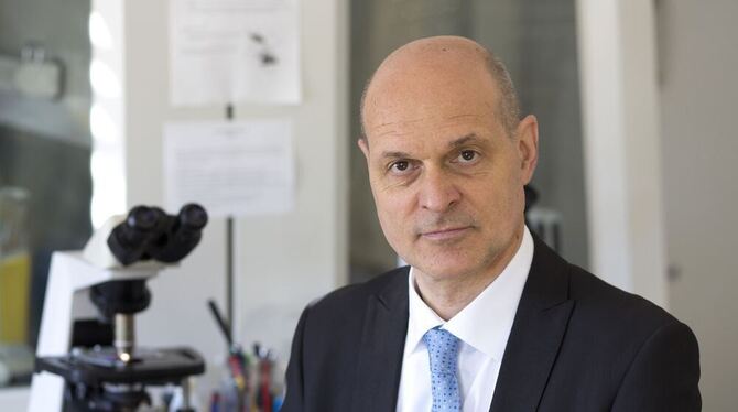 Professor Dr. Peter Kremser ist Leiter des Tropeninstituts am Universitätsklinikum Tübingen.