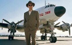 In »Aviator« spielt Leonardo DiCaprio den amerikanischen Flug- und Filmpionier Howard Hughes. FOTO:VERLEIH