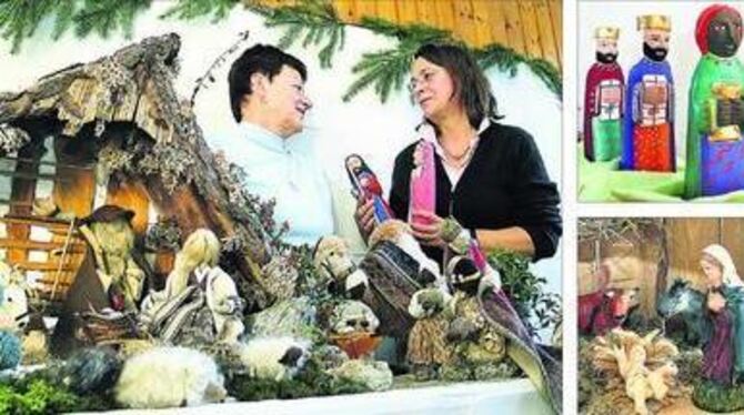 Weihnachtskrippen sammeln und ausstatten ist das Hobby von Gisele Kehrer (links) und Antonia Haid. Im Augustin-Bea-Haus lassen s