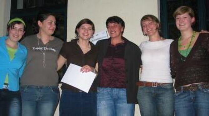 Frisch gebackene Mentorinnen (von links): Ann-Christin Kanhäuser, Asemina Romma, Nadja Häussler, Heike Kausinger vom Görls-Verei