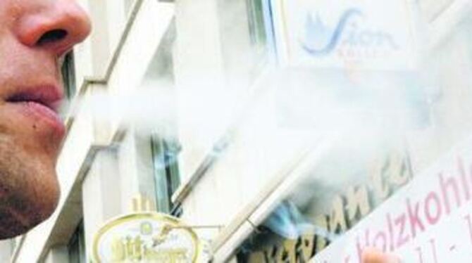 Raucher raus?. FOTO: DPA