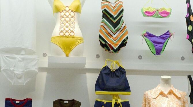 Unterwäsche der Jahre 1960 bis 1980. FOTO: BERND WEISSBROD/DPA Unterwäsche der Jahre 1960 bis 1980. FOTO: BERND WEISSBROD/DPA