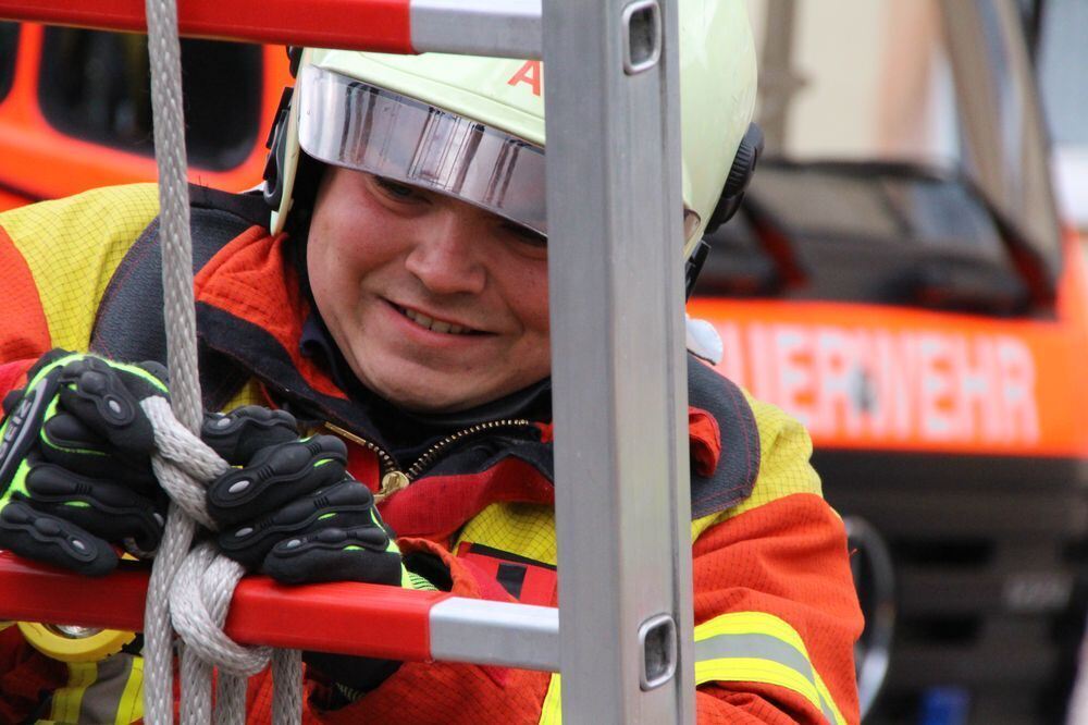 Abnahme Leistungsabzeichen Feuerwehr Münsingen 2015