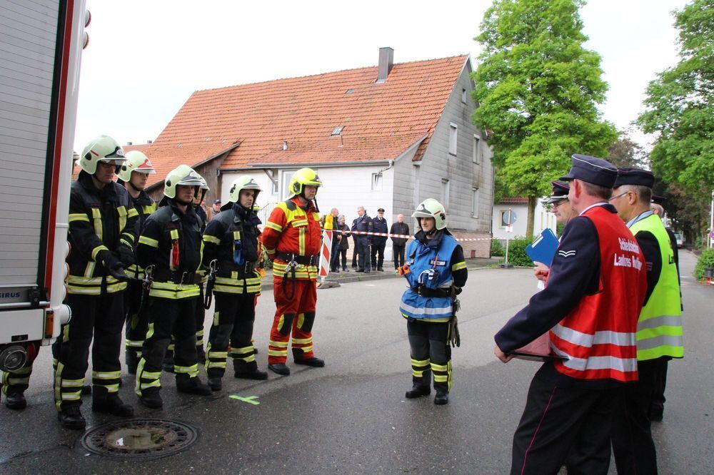 Abnahme Leistungsabzeichen Feuerwehr Münsingen 2015