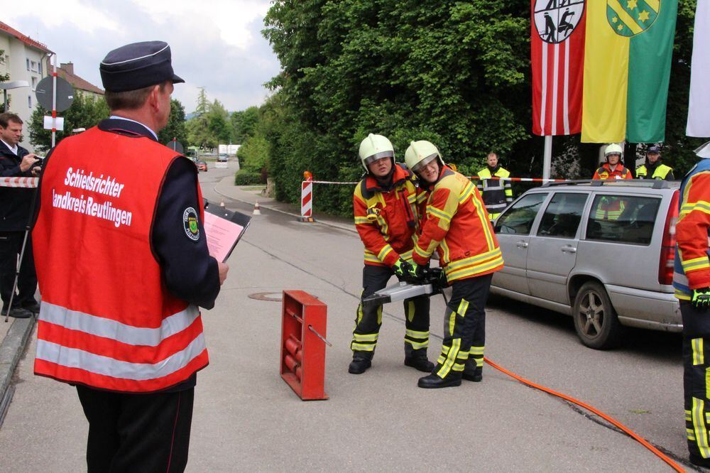 Abnahme Leistungsabzeichen Feuerwehr Münsingen 2015