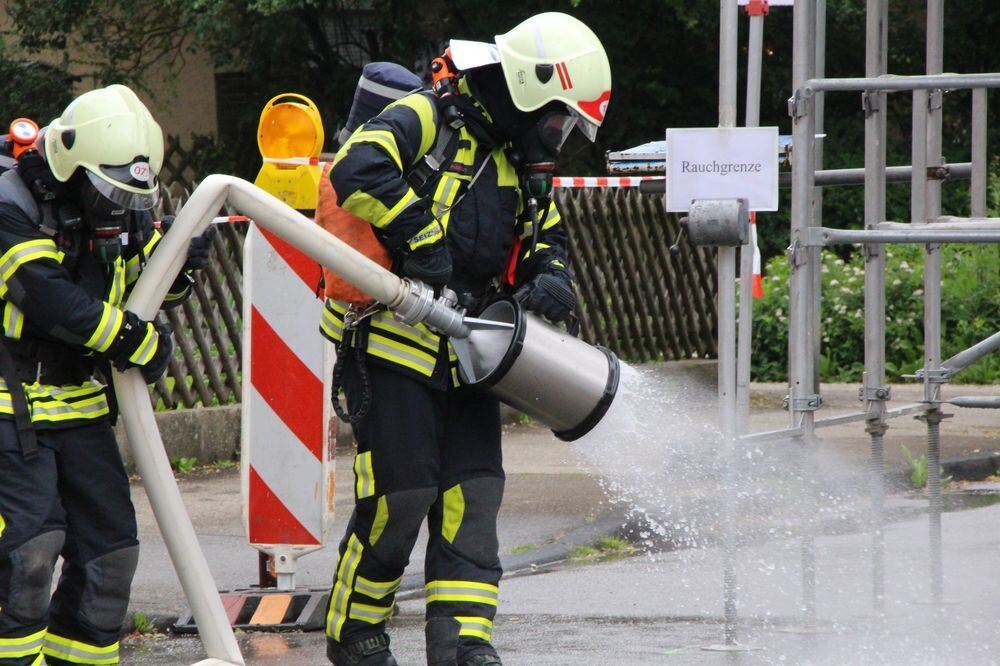 Abnahme Leistungsabzeichen Feuerwehr Münsingen 2015