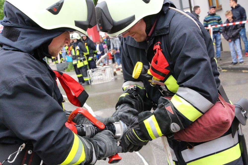 Abnahme Leistungsabzeichen Feuerwehr Münsingen 2015