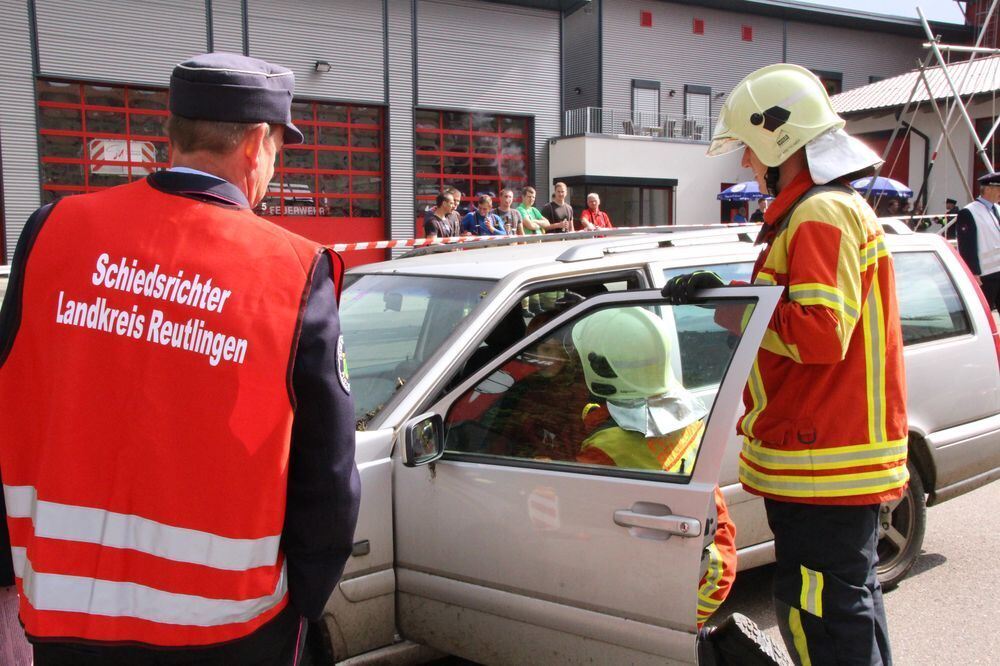 Abnahme Leistungsabzeichen Feuerwehr Münsingen 2015