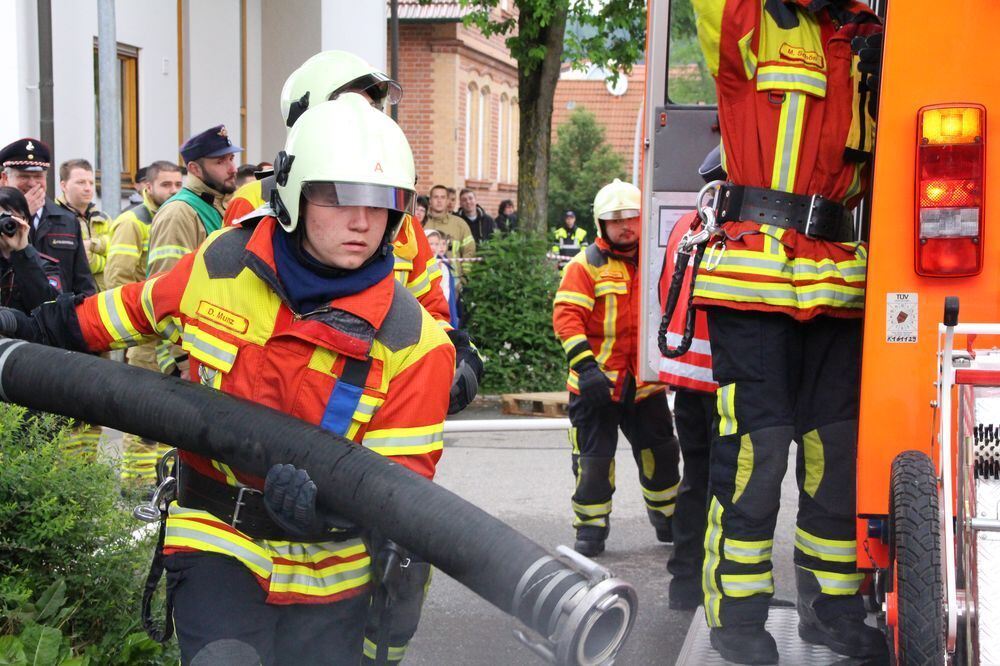 Abnahme Leistungsabzeichen Feuerwehr Münsingen 2015