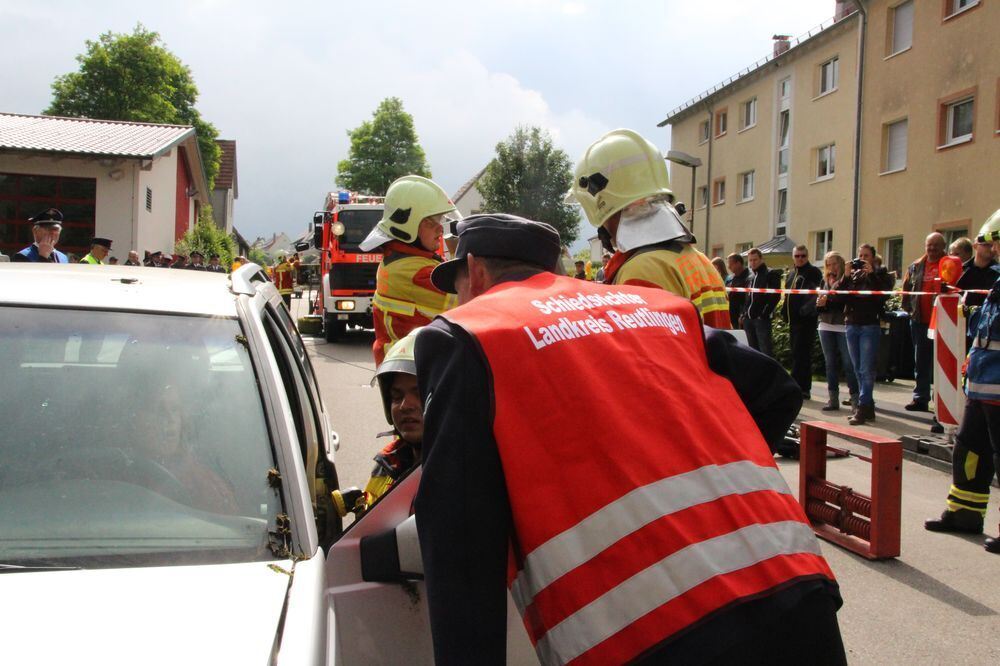 Abnahme Leistungsabzeichen Feuerwehr Münsingen 2015