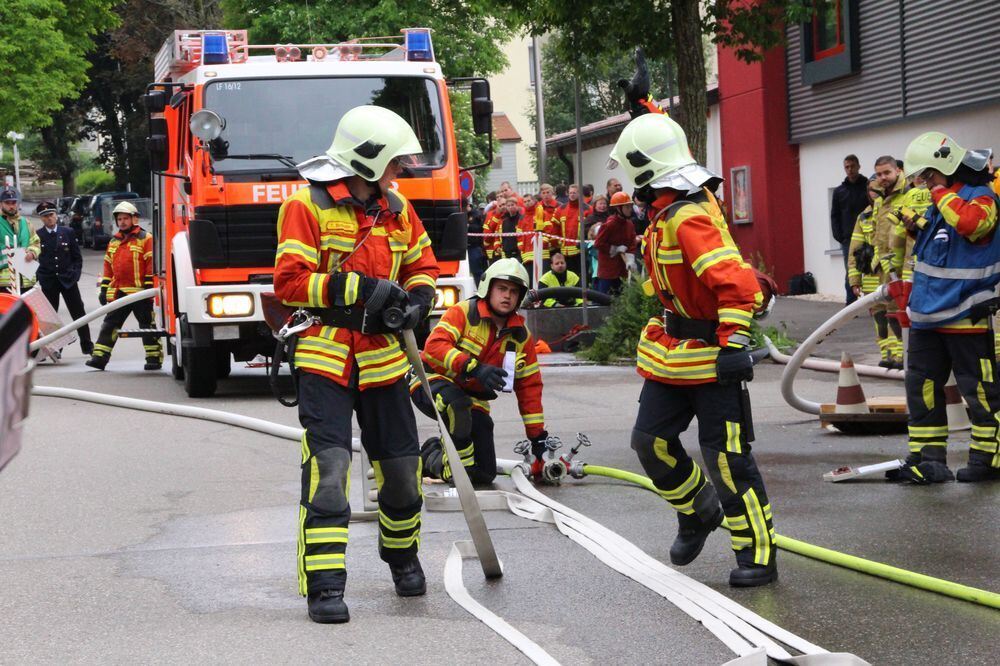 Abnahme Leistungsabzeichen Feuerwehr Münsingen 2015