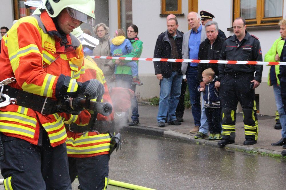Abnahme Leistungsabzeichen Feuerwehr Münsingen 2015