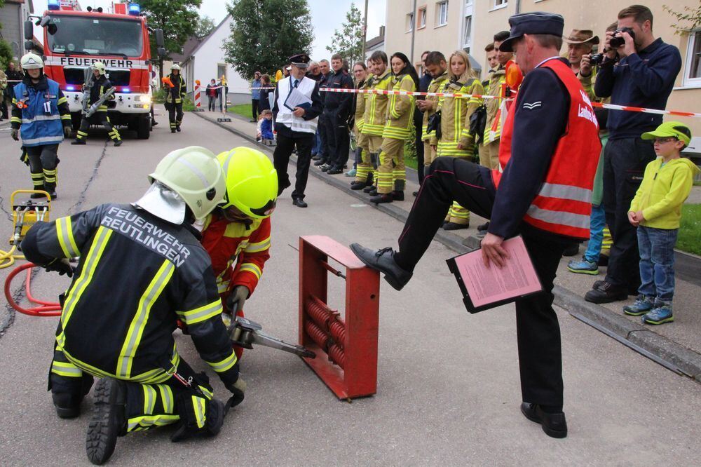 Abnahme Leistungsabzeichen Feuerwehr Münsingen 2015