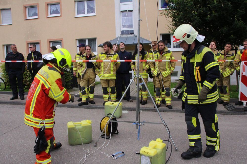 Abnahme Leistungsabzeichen Feuerwehr Münsingen 2015