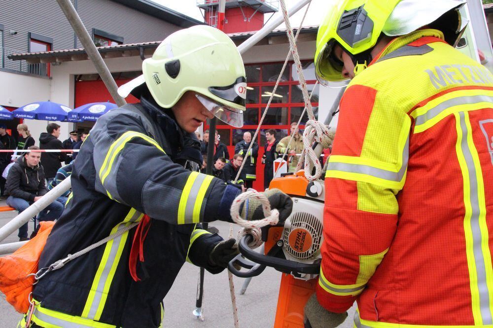 Abnahme Leistungsabzeichen Feuerwehr Münsingen 2015