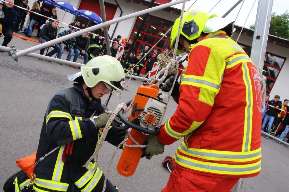 Abnahme Leistungsabzeichen Feuerwehr Münsingen 2015