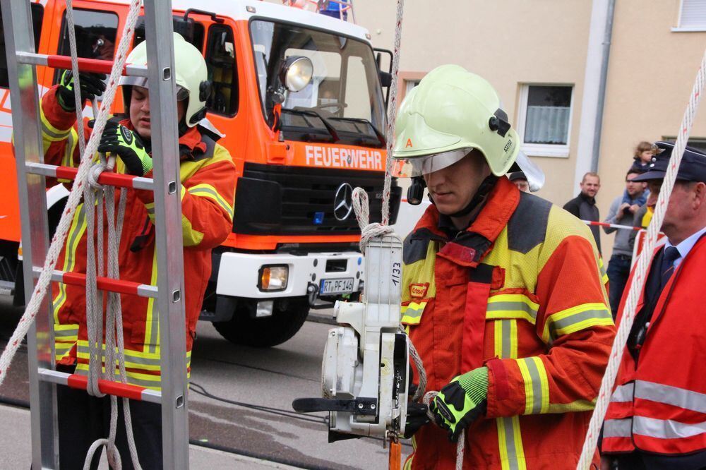 Abnahme Leistungsabzeichen Feuerwehr Münsingen 2015